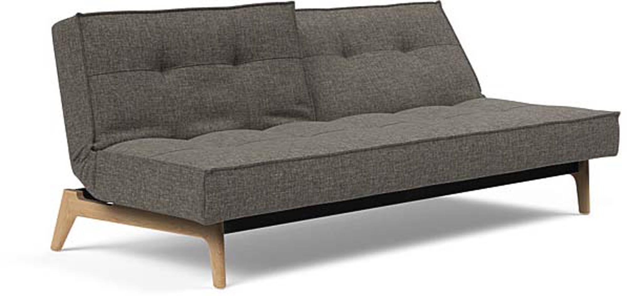 Das Splitback Sofabett 115 Eik von Innovation Living vereint stilvolle Eleganz mit Funktionalität – ideal für Gäste und kleine Räume.
