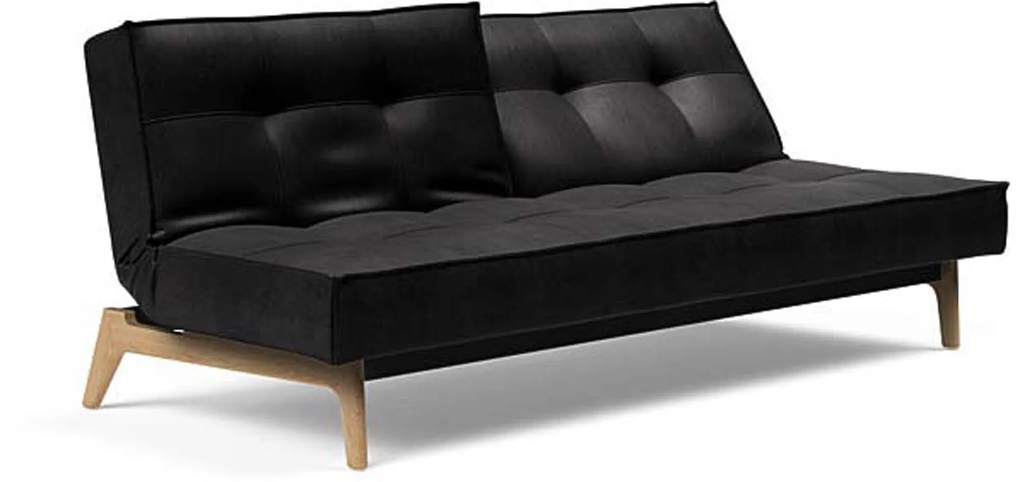 Elegantes Splitback Sofabett 210 Eik: Vielseitigkeit im modernen Stil.