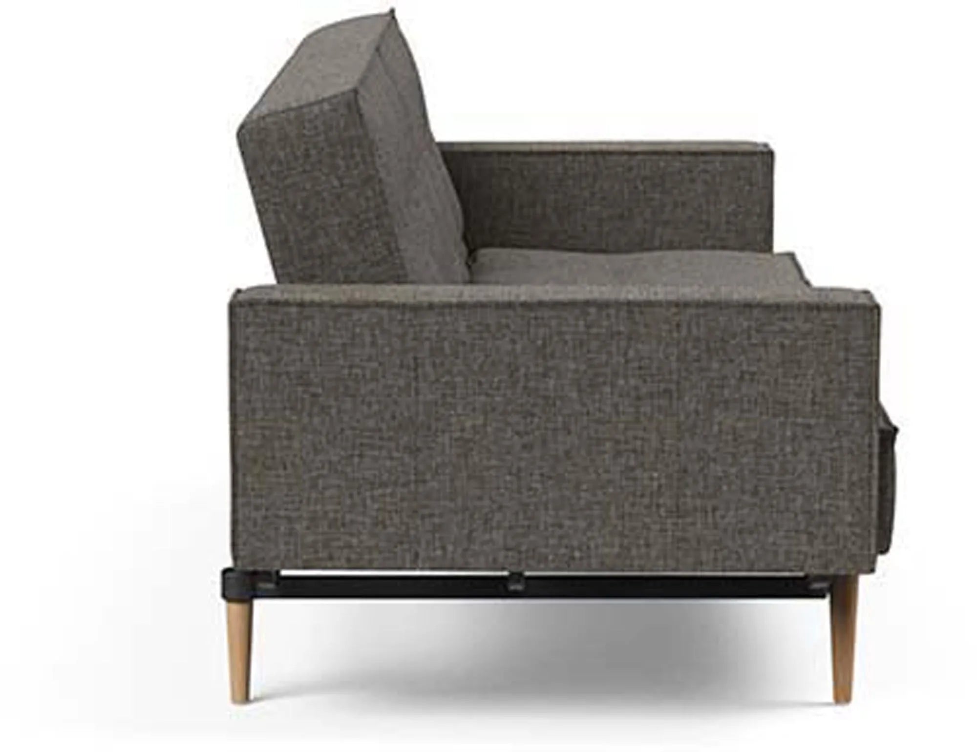 Modernes Splitback Sofabett 210 mit Armlehnen von Innovation Living.