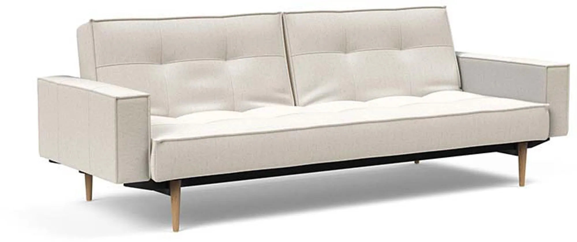 Modernes Splitback Sofabett 210 mit Armlehnen von Innovation Living.