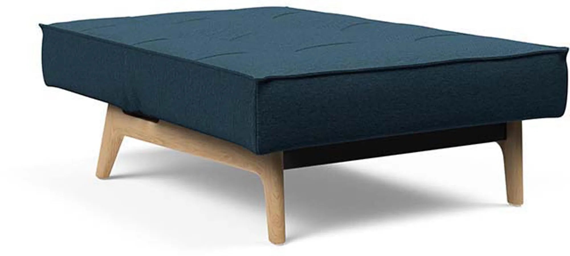 Splitback Eik Sessel: Komfort und Design in skandinavischer Eleganz.