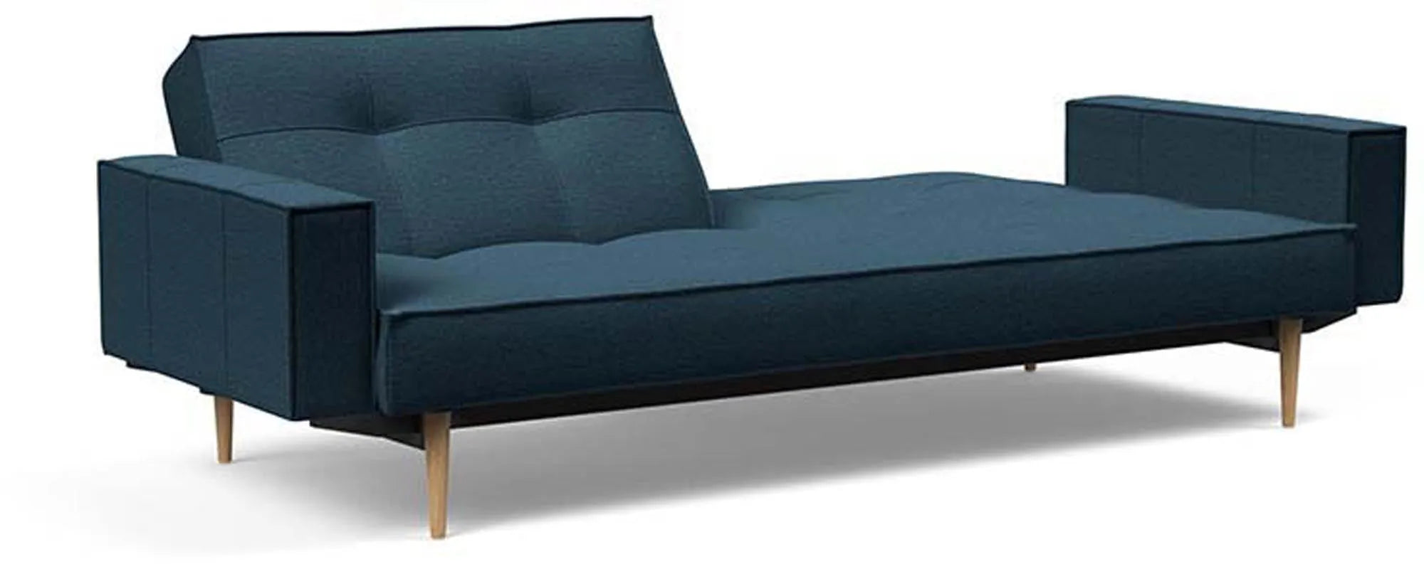 Stilvolles Splitback Sofabett 210 mit Armlehnen von Innovation Living.