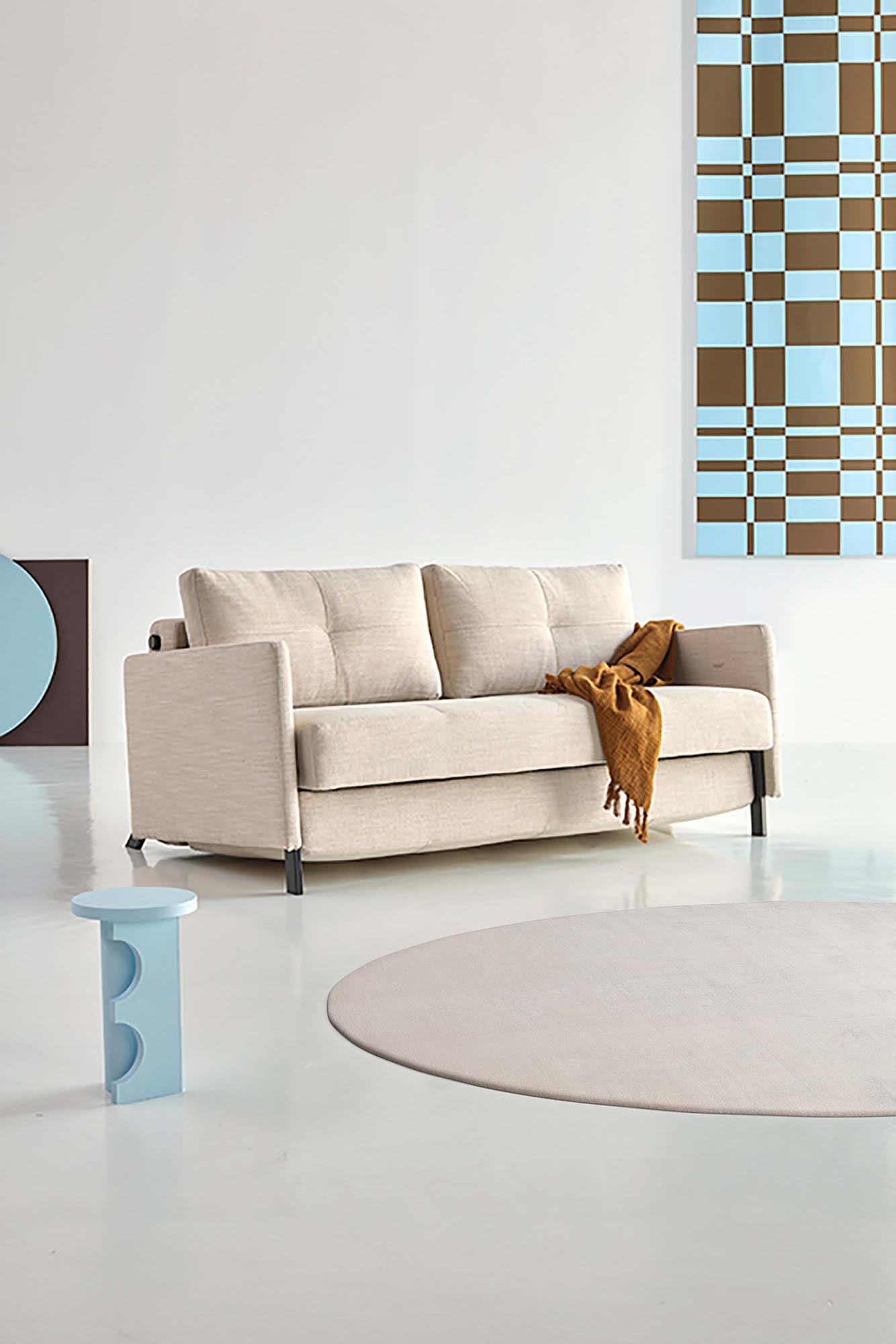 Cubed Klappsofa 160: Komfort und Funktionalität in modernem Design.