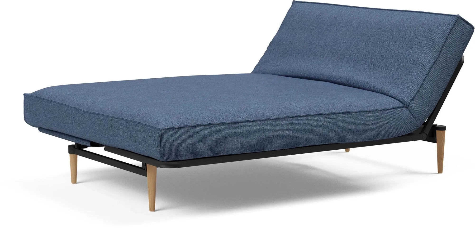 Stilvolles Bettsofa mit abnehmbarem Bezug für urbanes Wohnen.