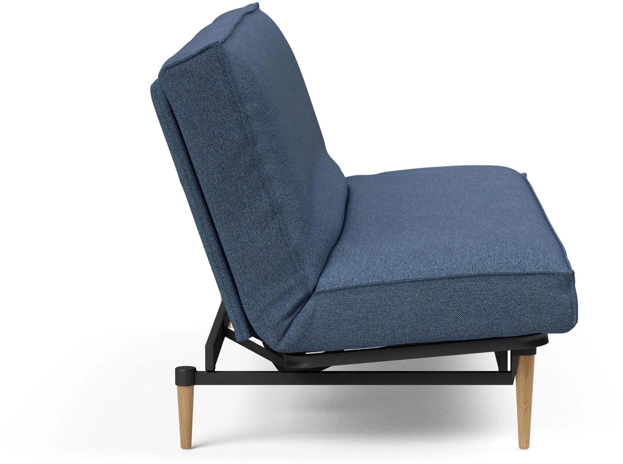 Stilvolles Bettsofa mit abnehmbarem Bezug für urbanes Wohnen.