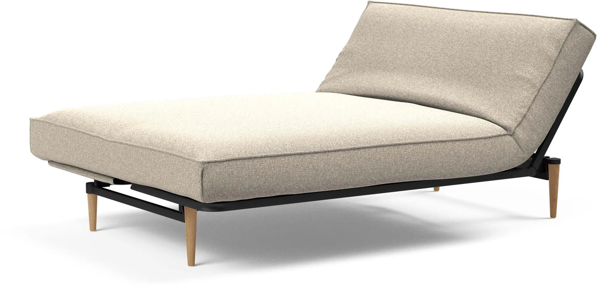 Stilvolles Bettsofa mit abnehmbarem Bezug für urbanes Wohnen.