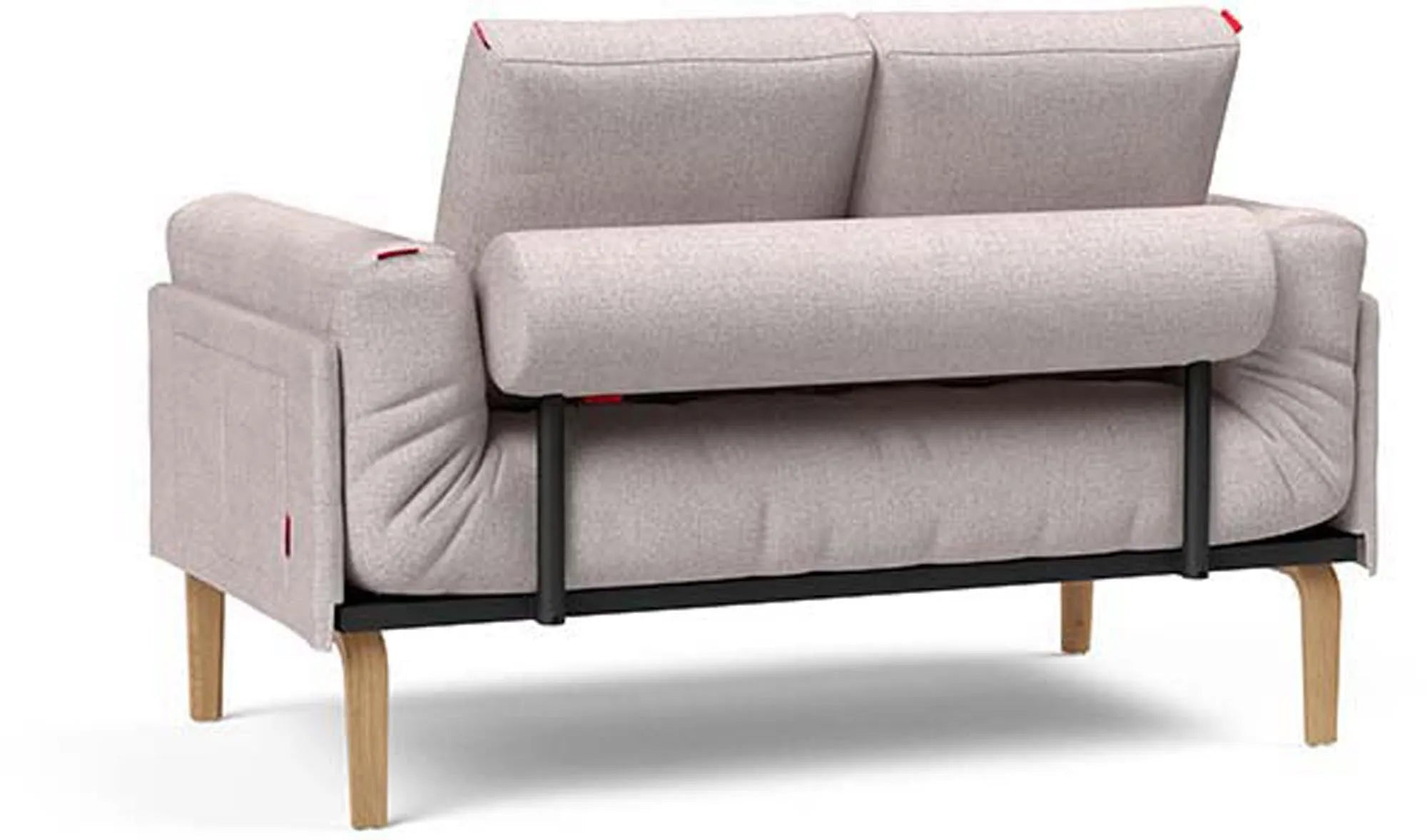 Elegantes Rollo Bow Sofa: Vielseitiges Design für modernes Wohnen.