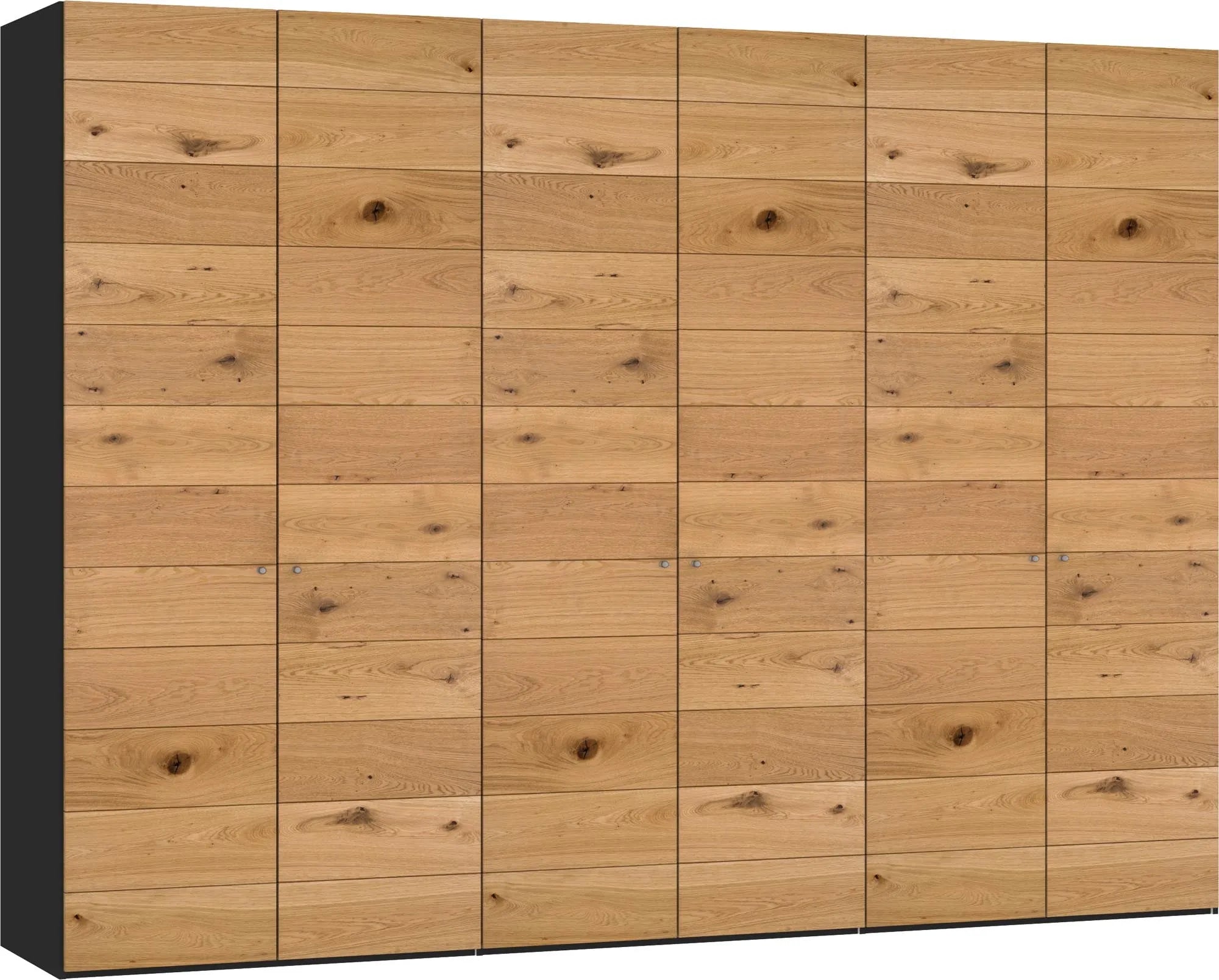 Eleganter 6-türiger Drehtürenschrank aus Wildeiche von Jutzler: Funktionalität, individuelles Design und hohe Stabilität.