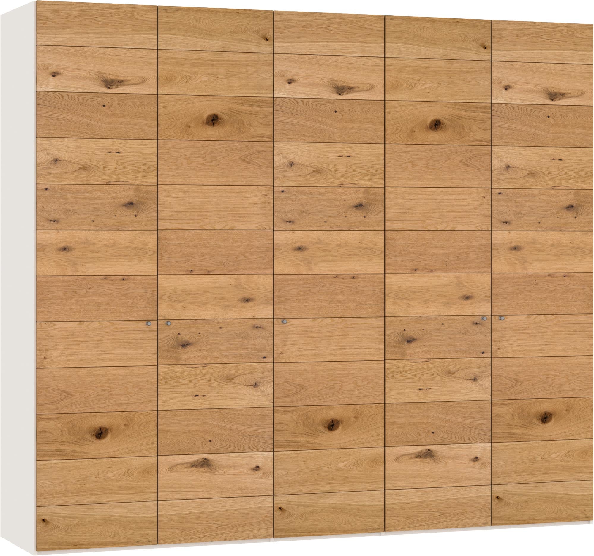 Stilvoller 5-türiger Wildeiche-Schrank von Jutzler mit Zubehör.