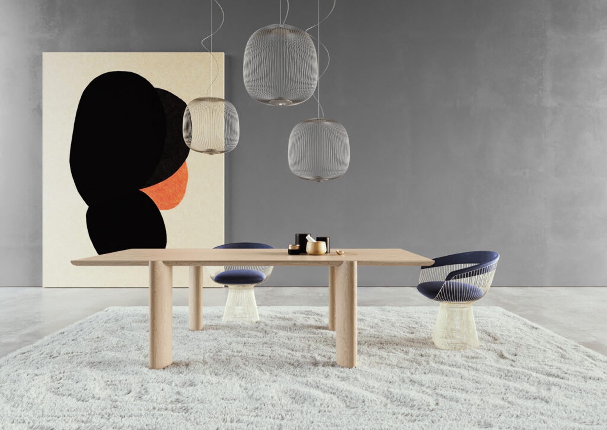 Entdecken Sie den Calder Massivholztisch von Mobimex – ein Meisterwerk aus hochwertigem Holz, das Stil und Funktionalität vereint.