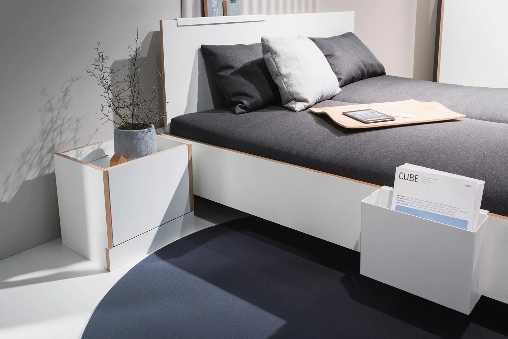 FLAI Doppelbett Komforthöhe + Kopfteil mit Lattenrost starr - KAQTU Design