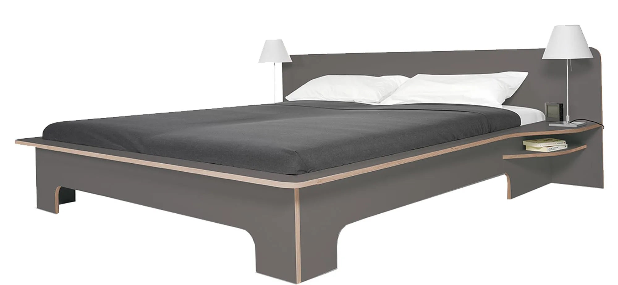 Elegantes Plane Doppelbett mit robustem Lattenrost von Müller Möbel.