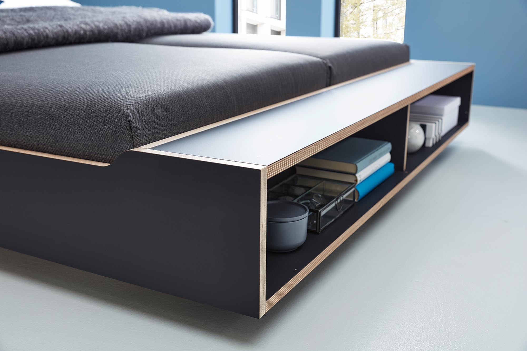 MAUDE bed with fixed slatted frame