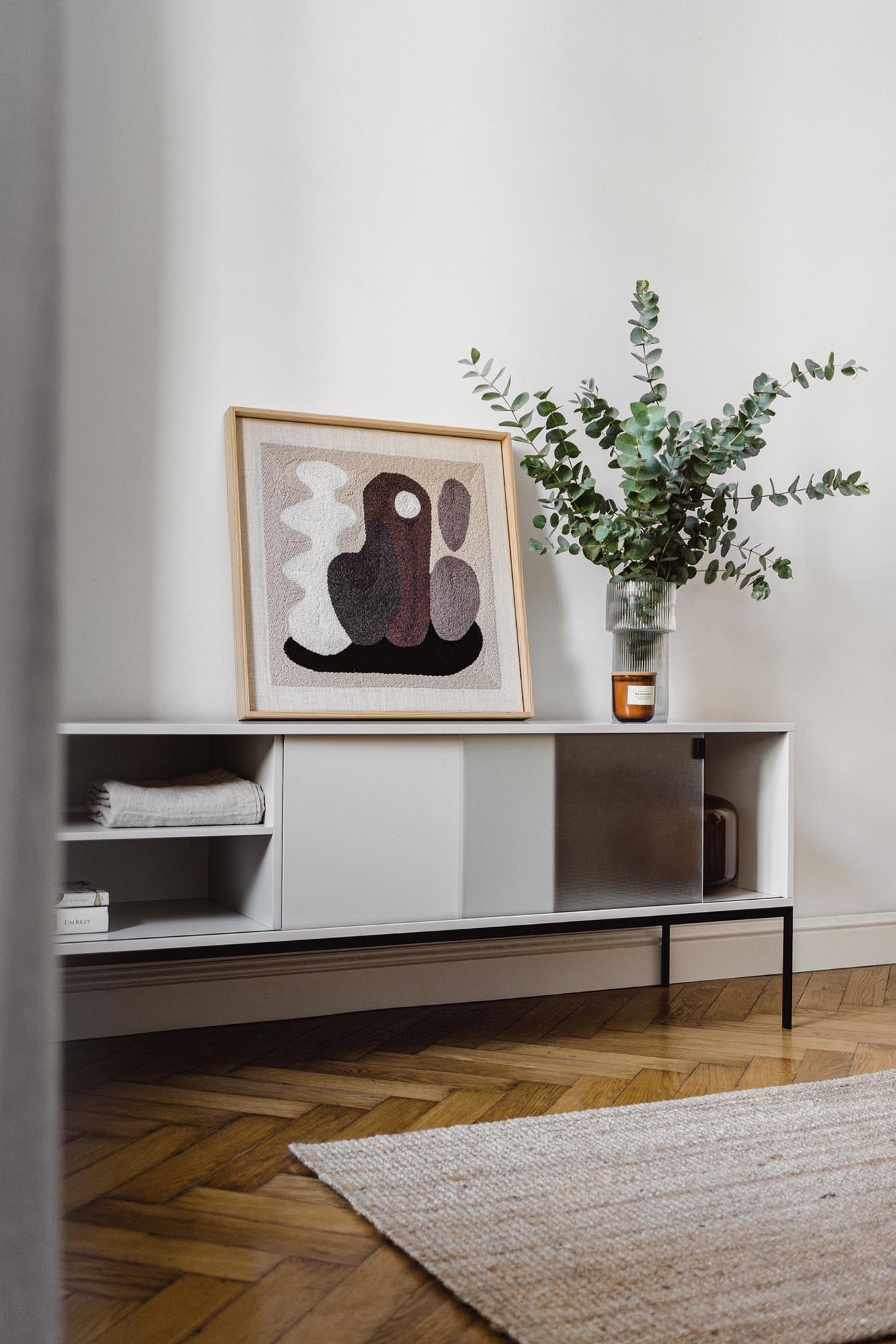 Met Sideoard in Vulcano Black präsentiert im Onlineshop von KAQTU Design AG. Sideboard ist von Noo.ma