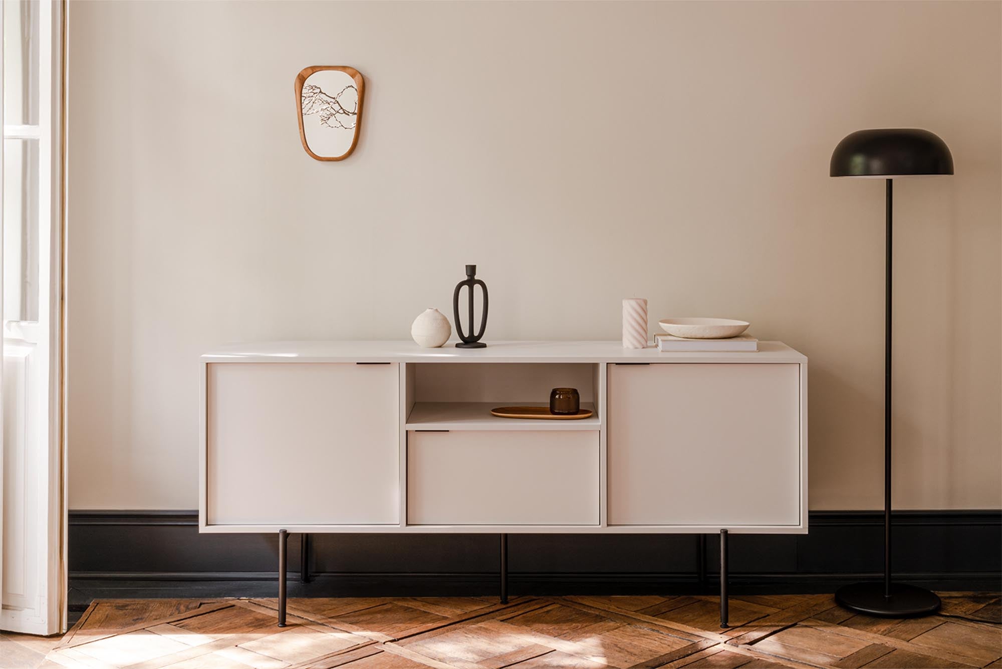 Bau Sideboard in Vulcano Black präsentiert im Onlineshop von KAQTU Design AG. Sideboard ist von Noo.ma