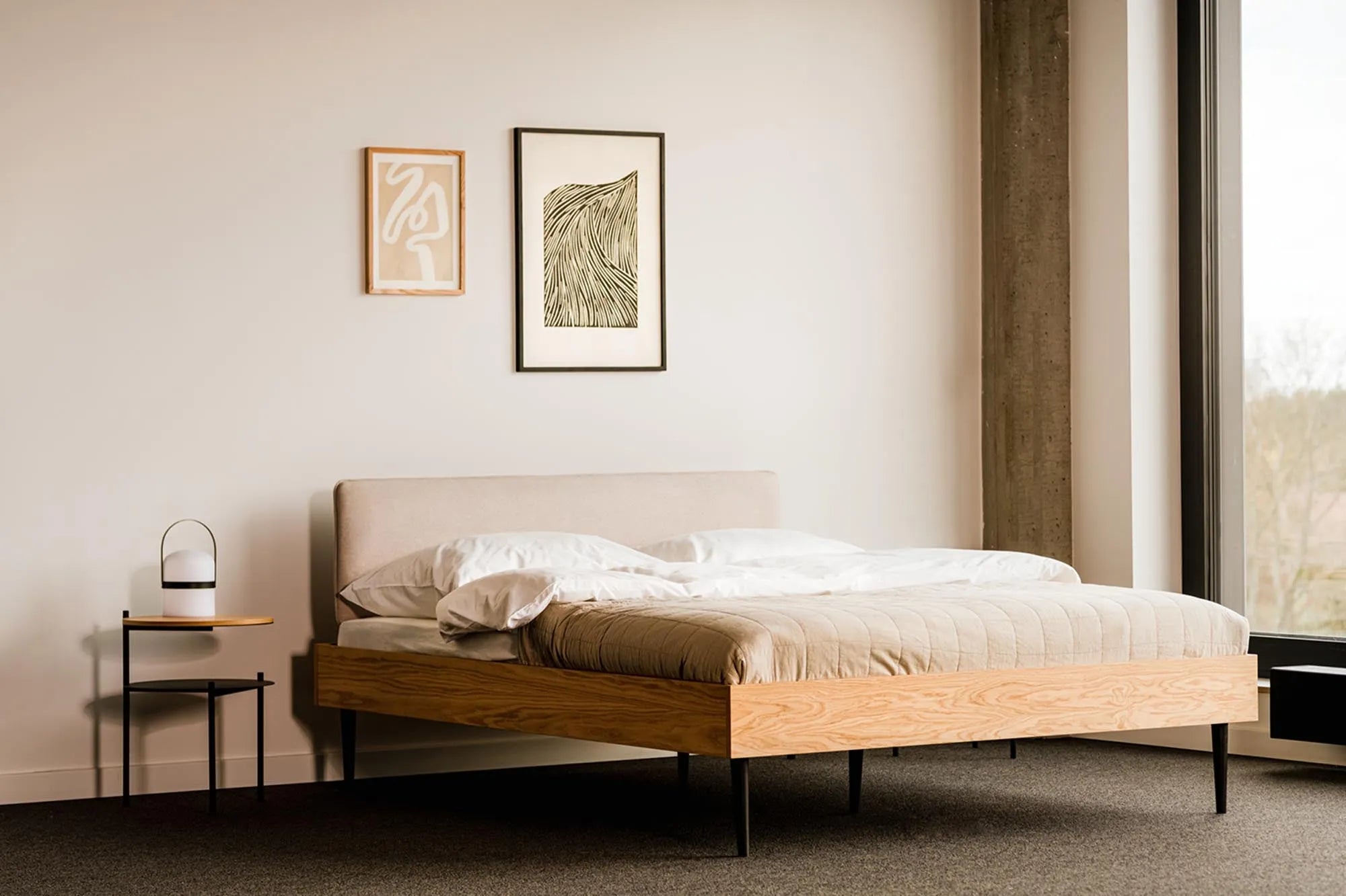 Elegantes Streiko Bett von Noo.ma: Modernes Design trifft Komfort.