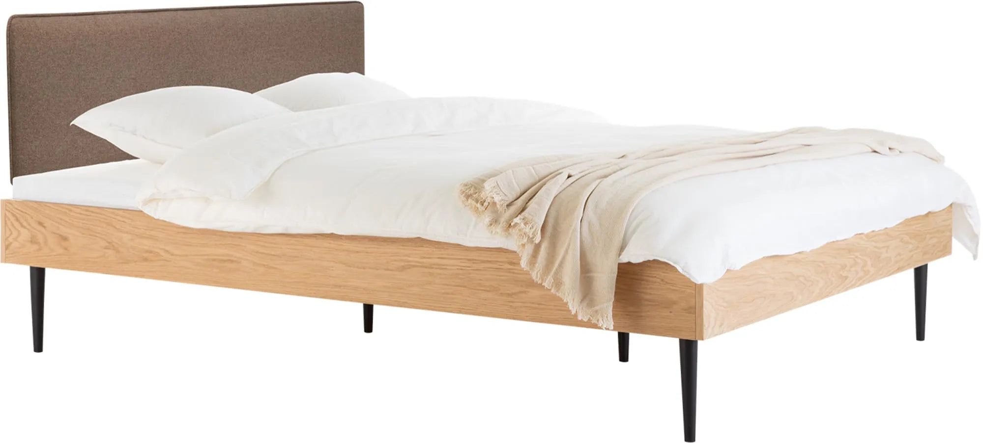 Streiko Bett mit Kopfteil, Bett, KAQTU Design