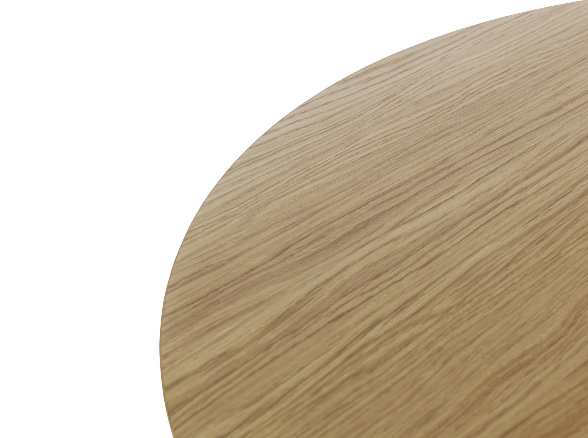Slice Tisch Vol. 2 Ø200 cm – runder Esstisch aus FSC®-Eiche, vereint modernes Design mit Funktionalität und Nachhaltigkeit.