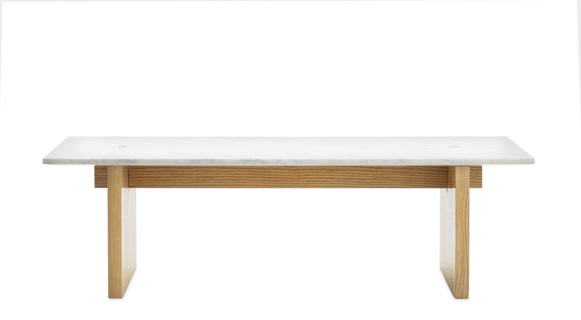 Massiver Solid Tisch aus Esche und Marmor von Normann Copenhagen.