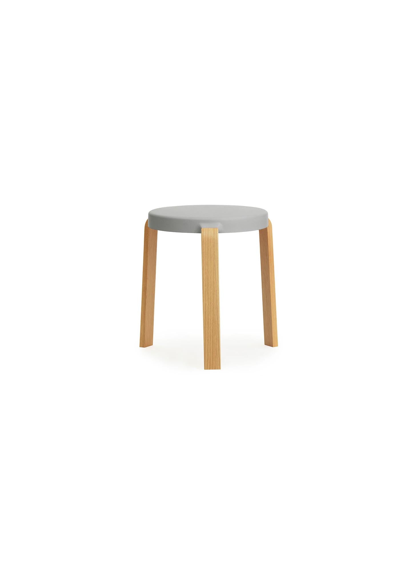 Stilvoller Tap Hocker von Normann Copenhagen für zeitloses Design.