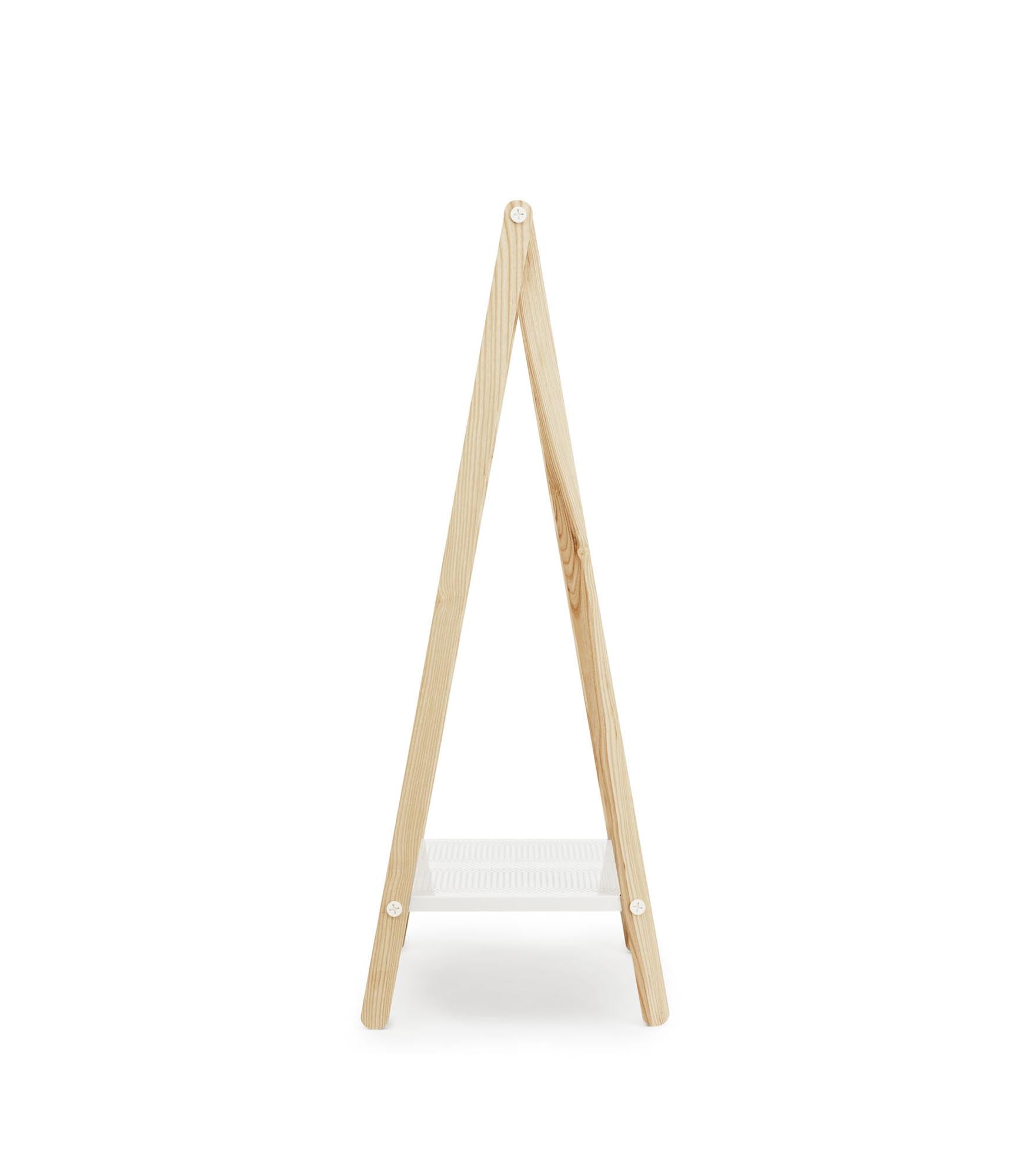 Toj Kleiderständer klein: Stilvolle Ordnung von Normann Copenhagen.