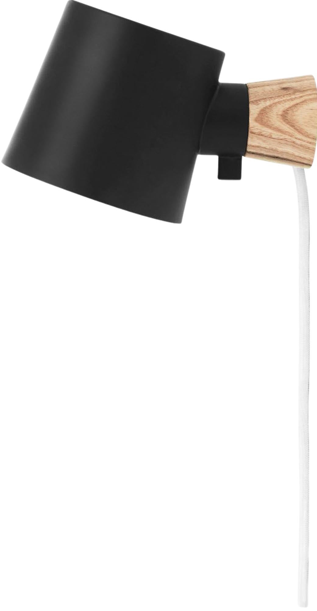 Rise Wandleuchte EU schwarz in  präsentiert im Onlineshop von KAQTU Design AG. Wandleuchte ist von Normann Copenhagen