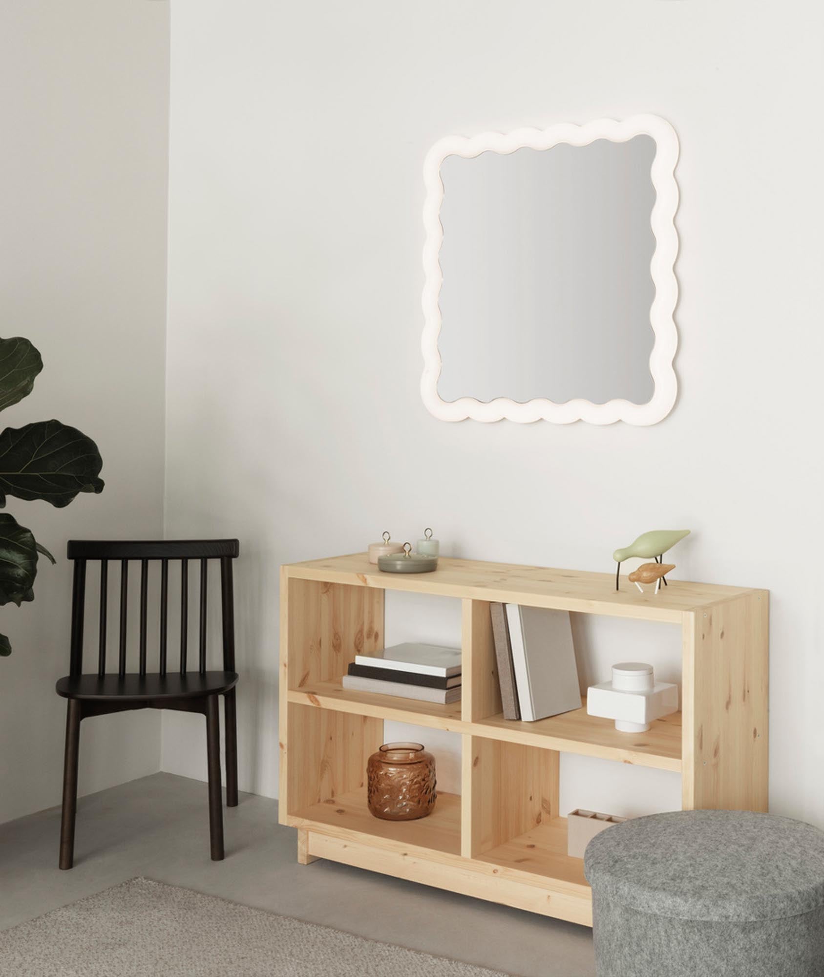 Plank Regal: Minimalistisches Design trifft auf Funktionalität.