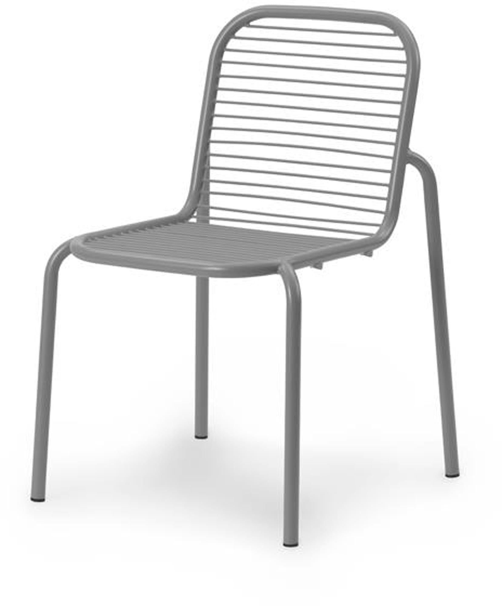 Eleganter Vig Stuhl von Normann Copenhagen für drinnen & draußen.