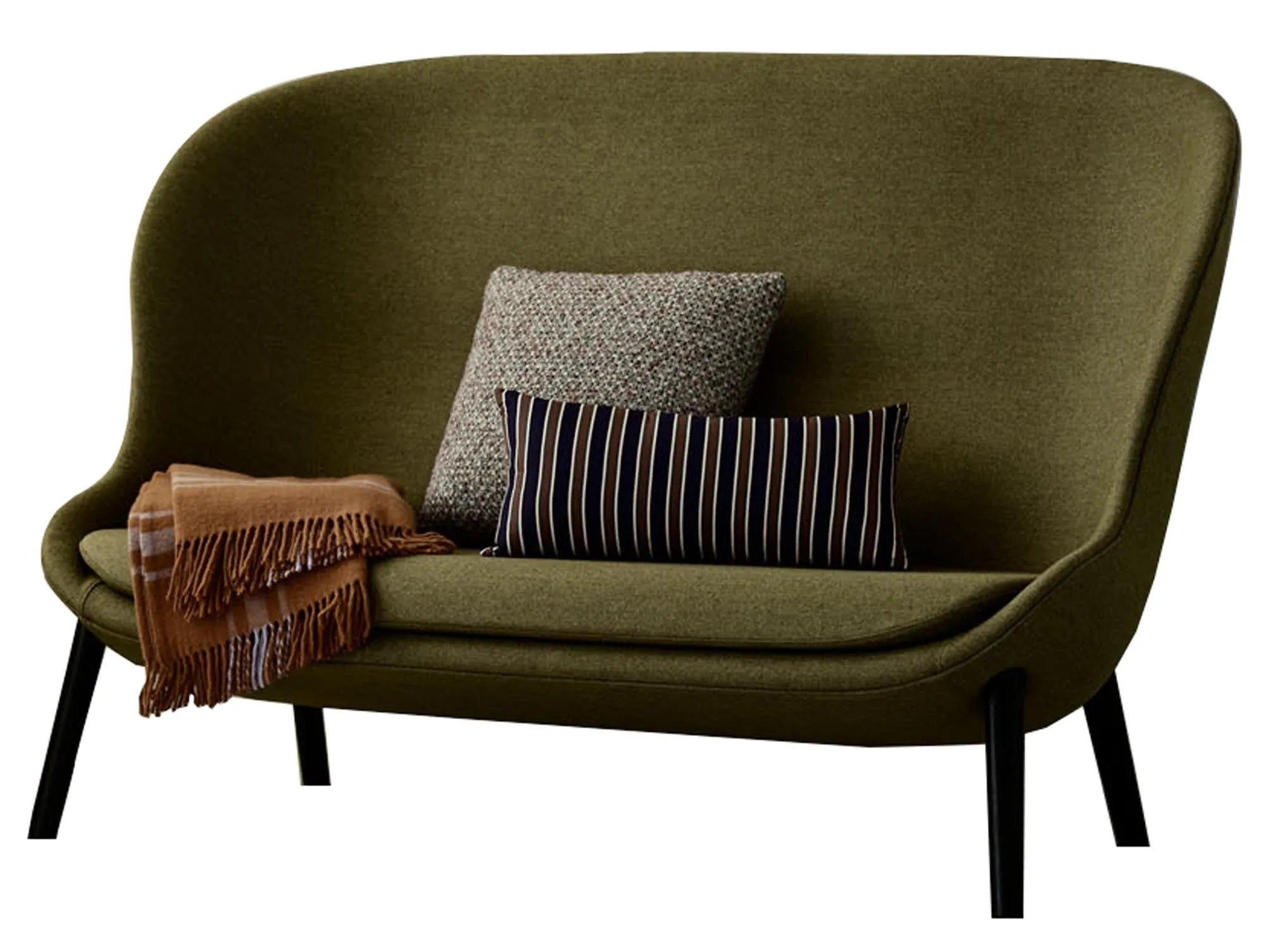 Das Hyg Sofa von Normann Copenhagen vereint dänische Hygge mit organischem Design. Komfortabel, stilvoll und individuell anpassbar.