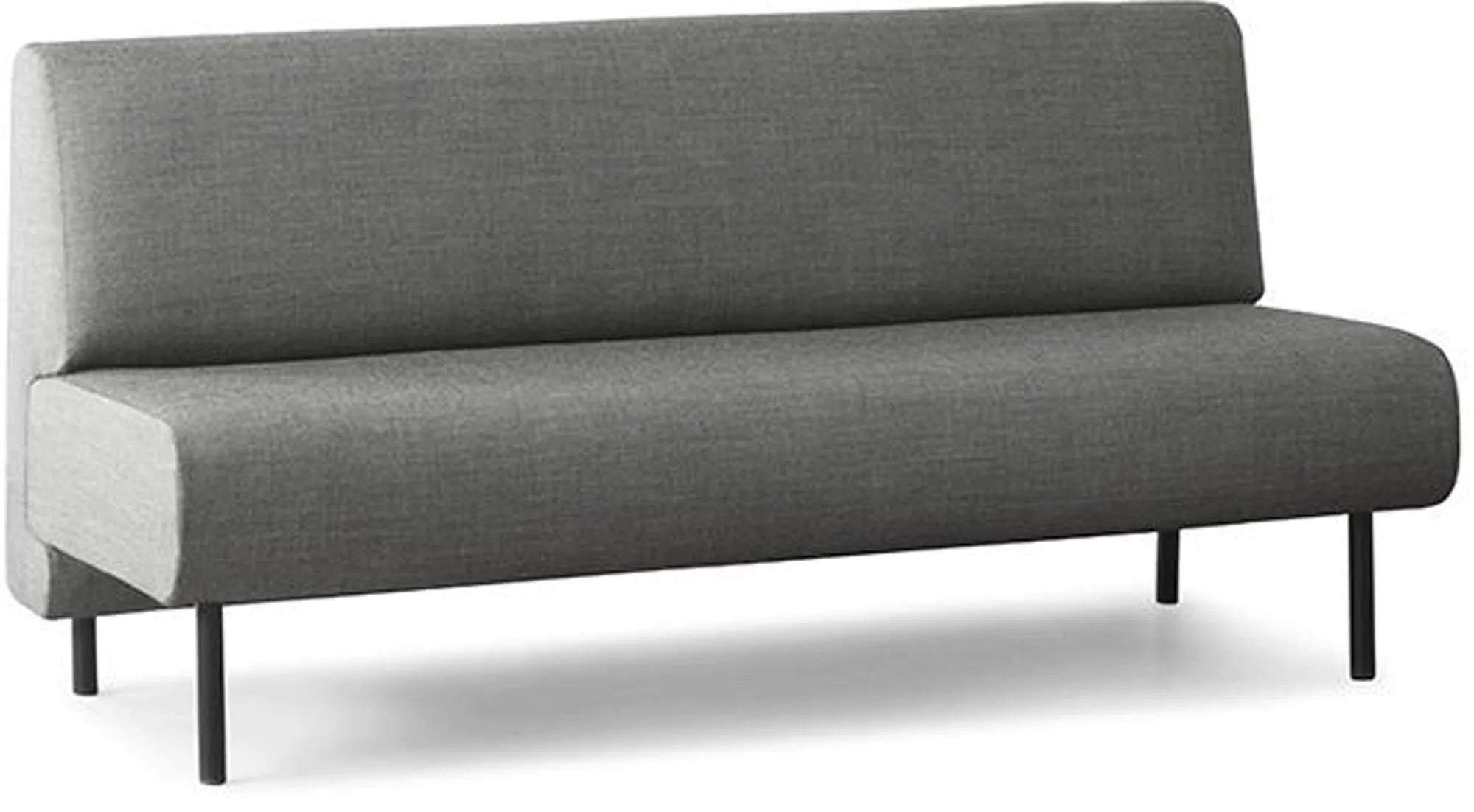 Elegantes Frame Sofa: Skandinavische Ästhetik und Gemütlichkeit pur.