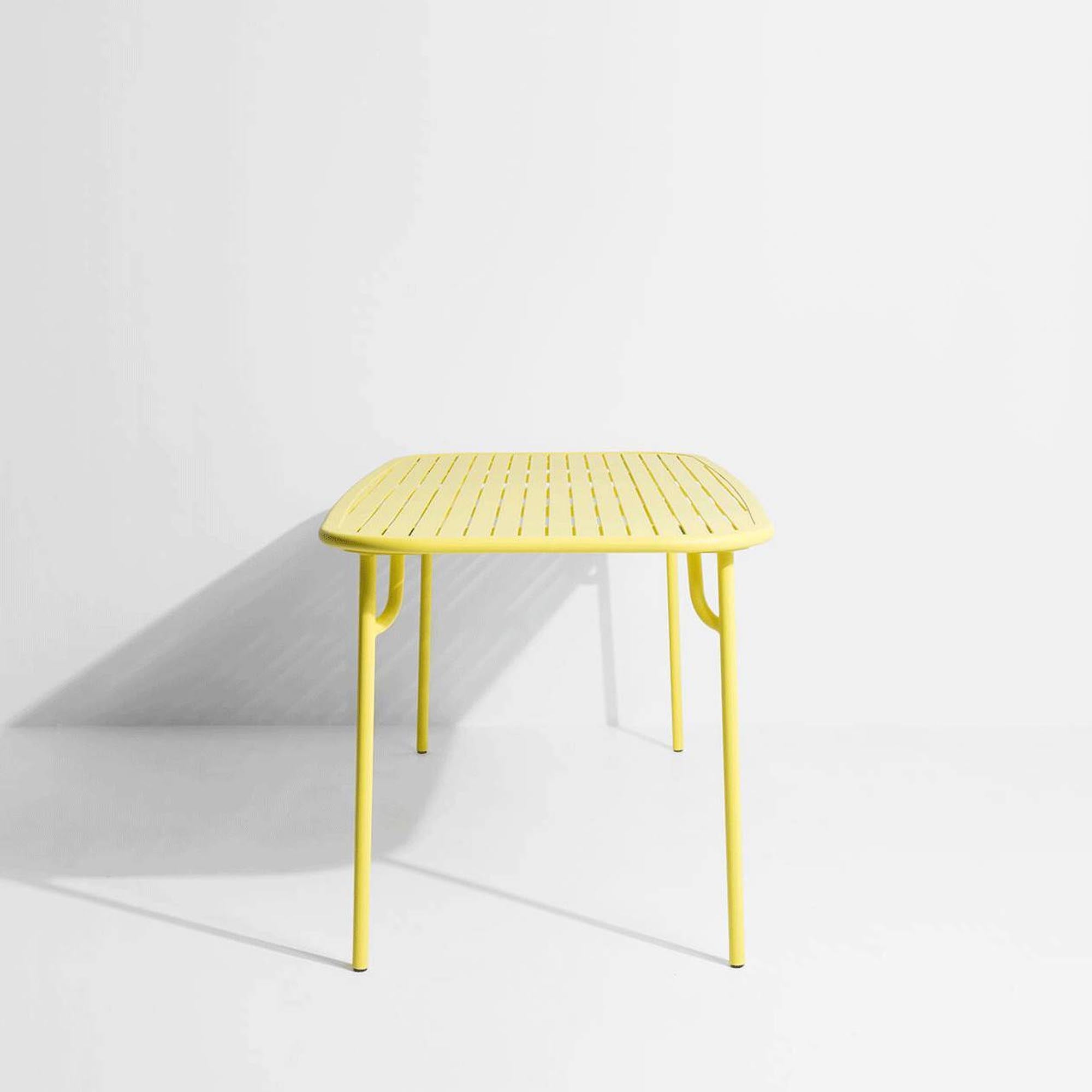 Eleganter Week-End Tisch Medium von Petite Friture für Outdoor-Design.