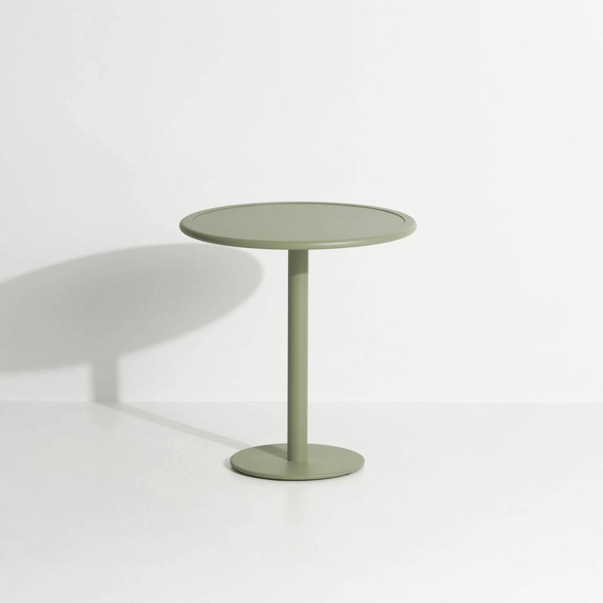 Eleganter runder Week-End Tisch von Petite Friture für moderne Räume.