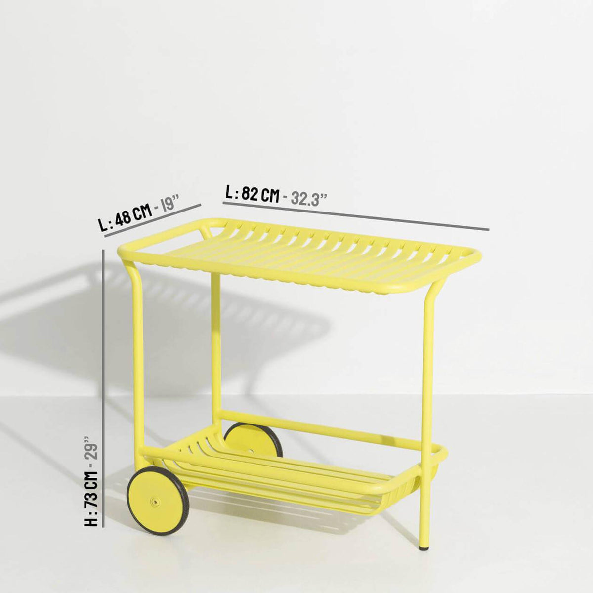 Week-End Trolley in Yellow präsentiert im Onlineshop von KAQTU Design AG. Beistelltisch Outdoor ist von Petite Friture