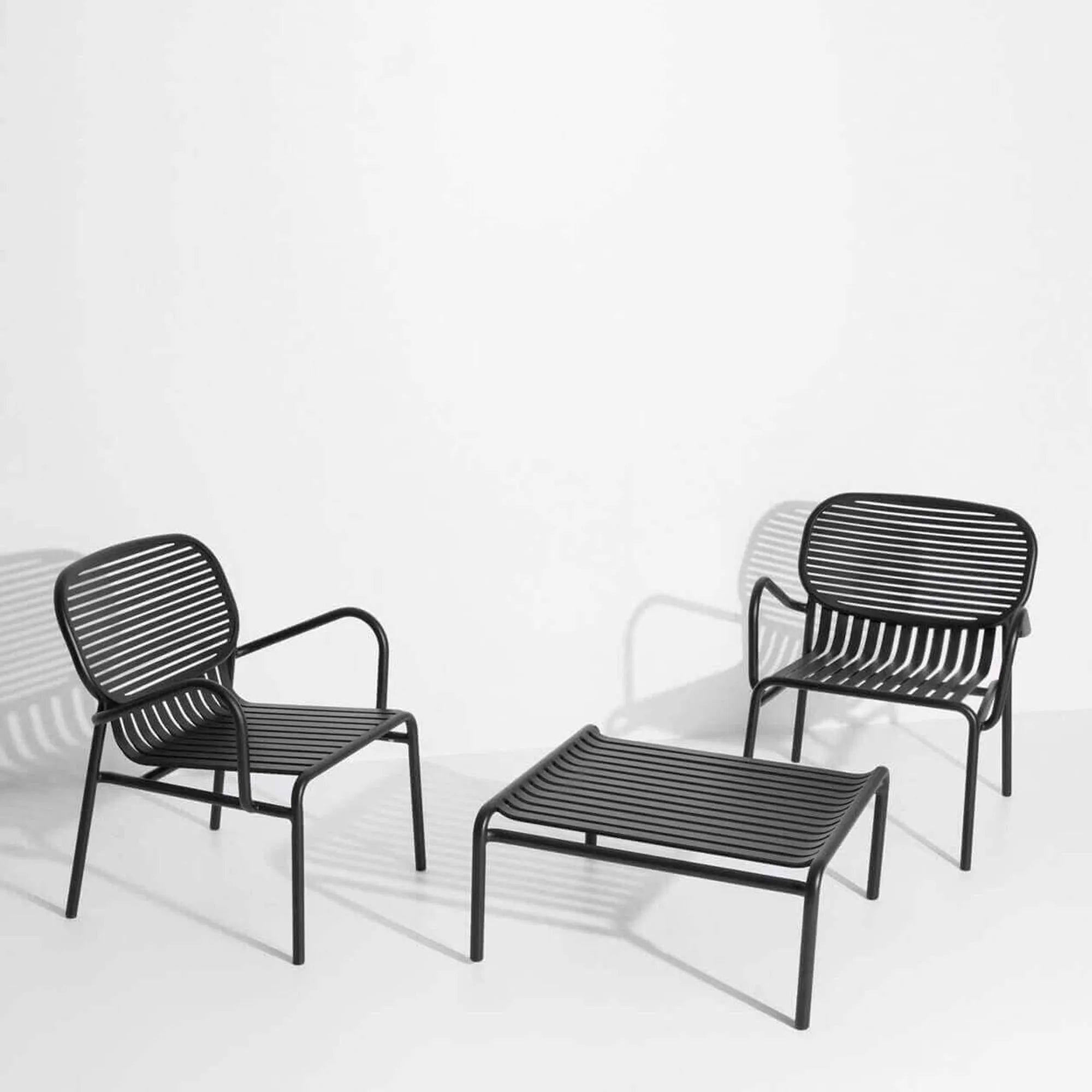 Eleganter Week-End Lounger: Komfort & Design für Ihren Garten.