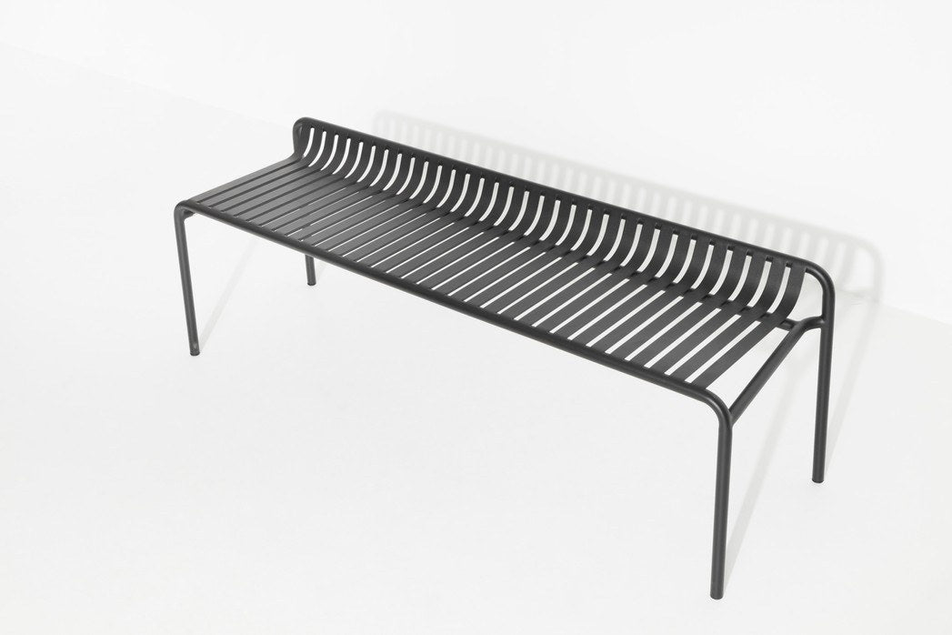 Week-End Gartenbank in Black präsentiert im Onlineshop von KAQTU Design AG. Gartenbank ist von Petite Friture