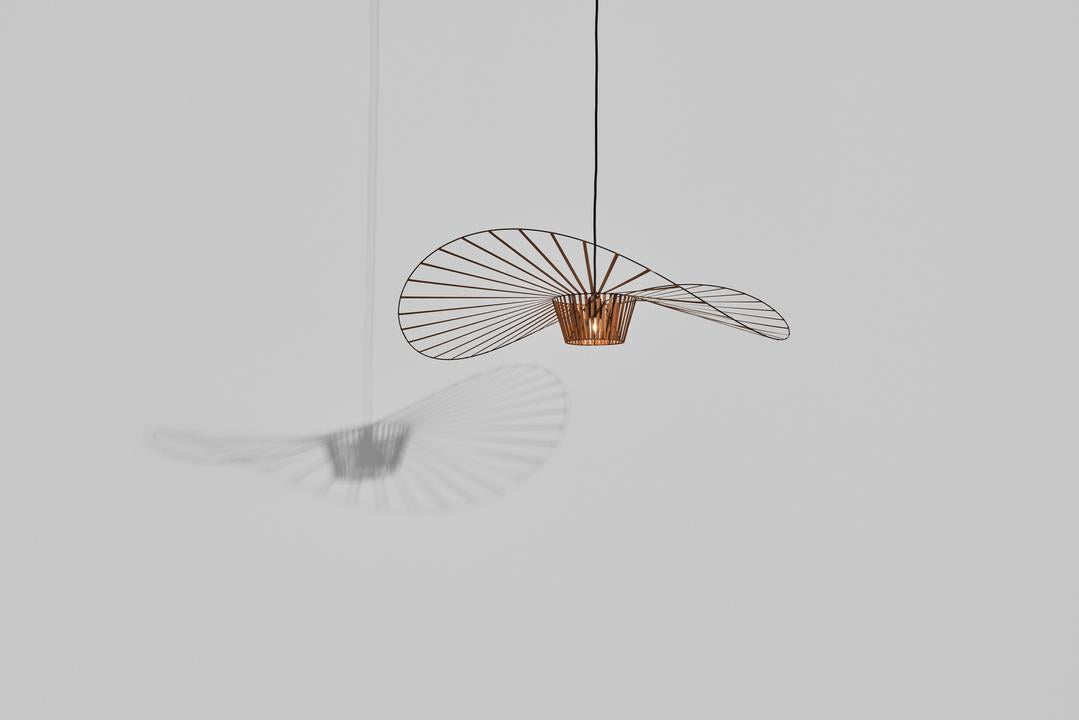 Vertigo Pendelleuchte in Cooper präsentiert im Onlineshop von KAQTU Design AG. Pendelleuchte ist von Petite Friture