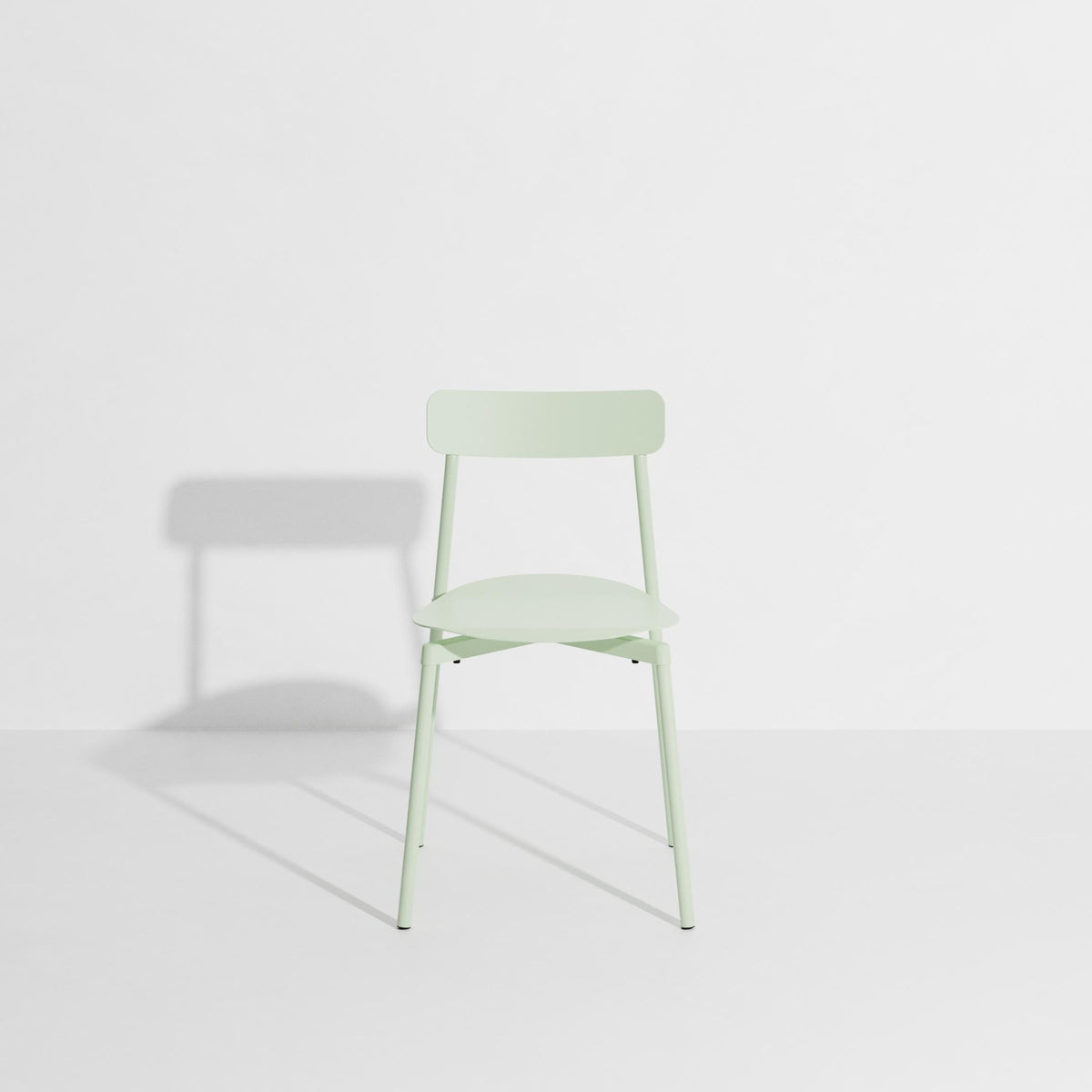 Fromme Stuhl in Pastel Green präsentiert im Onlineshop von KAQTU Design AG. Gartenstuhl ist von Petite Friture