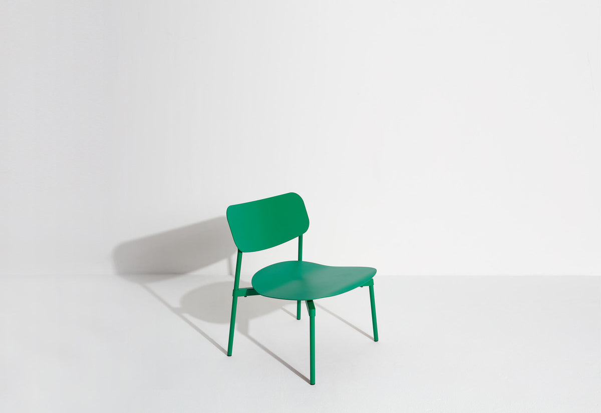 Fromme Lounge chair in Mint green präsentiert im Onlineshop von KAQTU Design AG. Sessel mit Armlehnen ist von Petite Friture