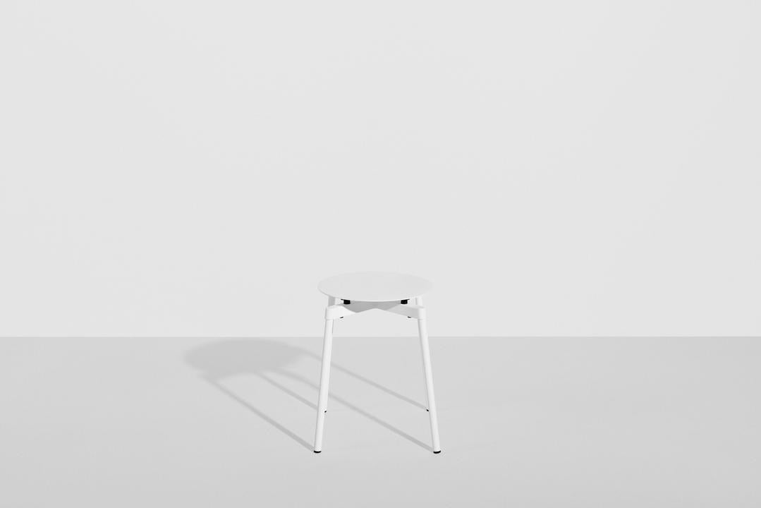 Fromme Barstuhl in Gold präsentiert im Onlineshop von KAQTU Design AG. Hocker Outdoor ist von Petite Friture