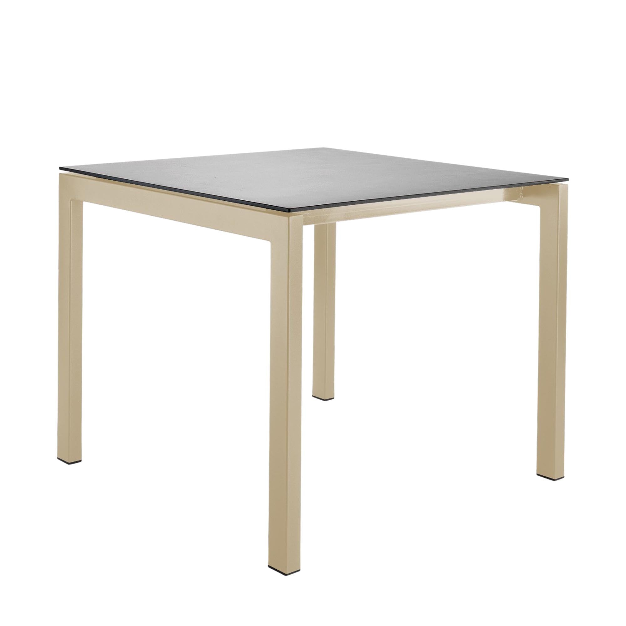 Robuster Fiberglastisch Luzern 90x90 von Schaffner für Outdoor-Genuss.