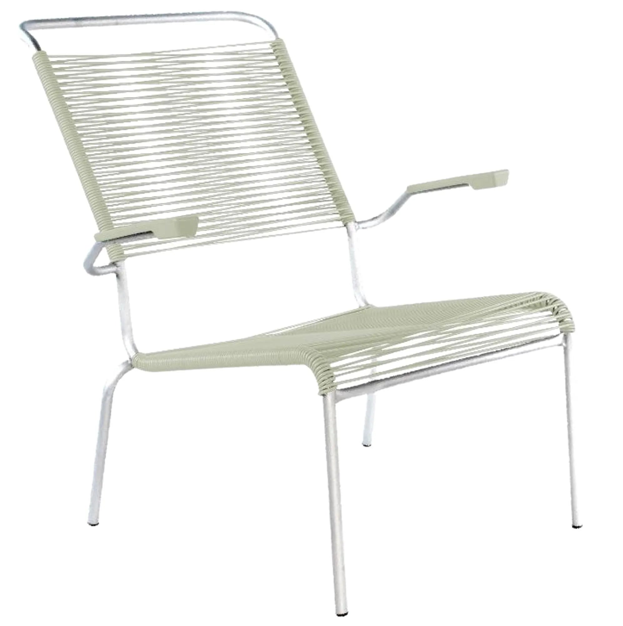 Säntis Lounger: Eleganter Hochlehner für luxuriöse Gartenstunden.