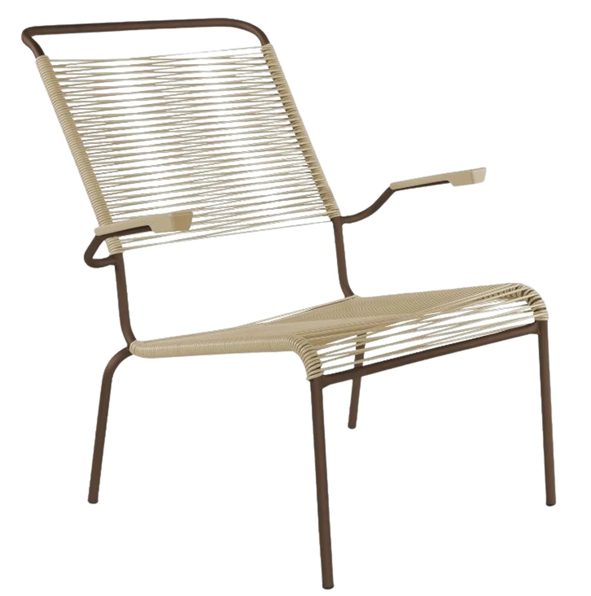 Säntis Lounger: Stilvoller Hochlehner für luxuriöse Gartenruhe.