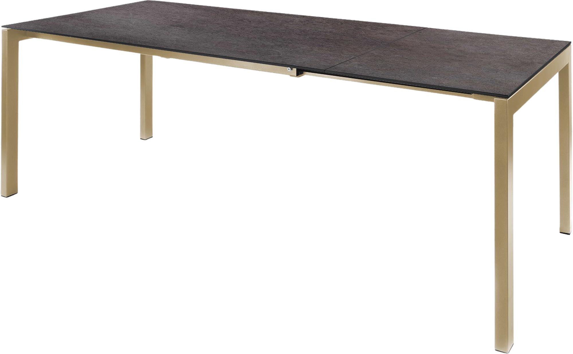 Eleganter, ausziehbarer Fiberglastisch Luzern 160/220 von Schaffner – ideal für gesellige Gartenmomente und wetterbeständig.