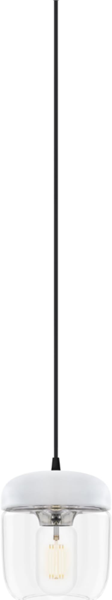 Der Acorn Lampenschirm von Umage kombiniert modernes Design mit organischen Formen und schafft eine warme, einladende Atmosphäre.