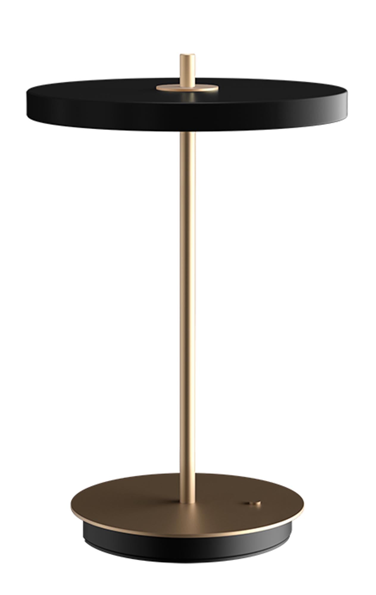 Asteria Move Tischleuchte in Polished Brass präsentiert im Onlineshop von KAQTU Design AG. Tischleuchte ist von Umage