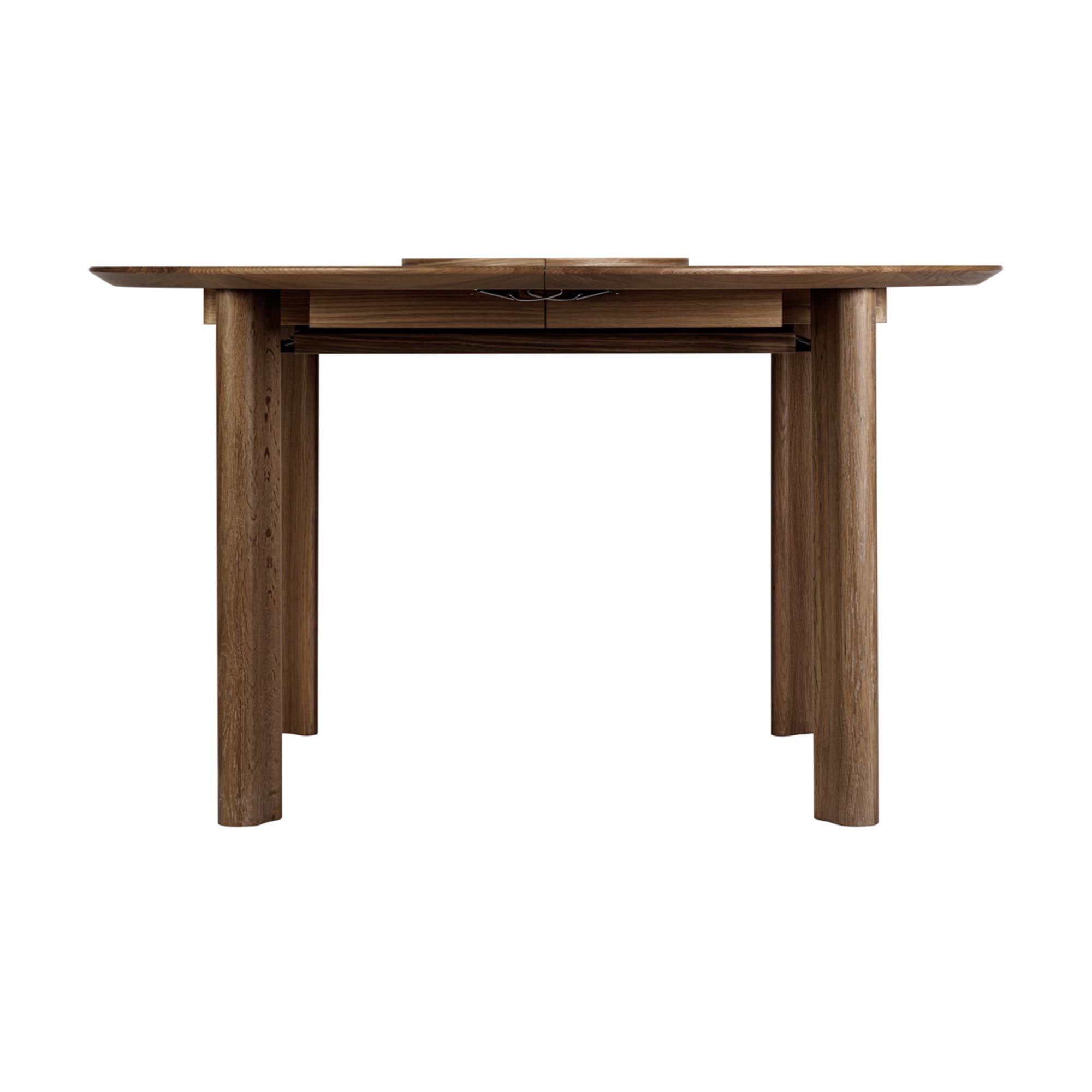 Eleganter Comfort Circle Esstisch von Umage, ausziehbar für gesellige Runden und stilvolle Anlässe. Hochwertige Eiche, skandinavisches Design.