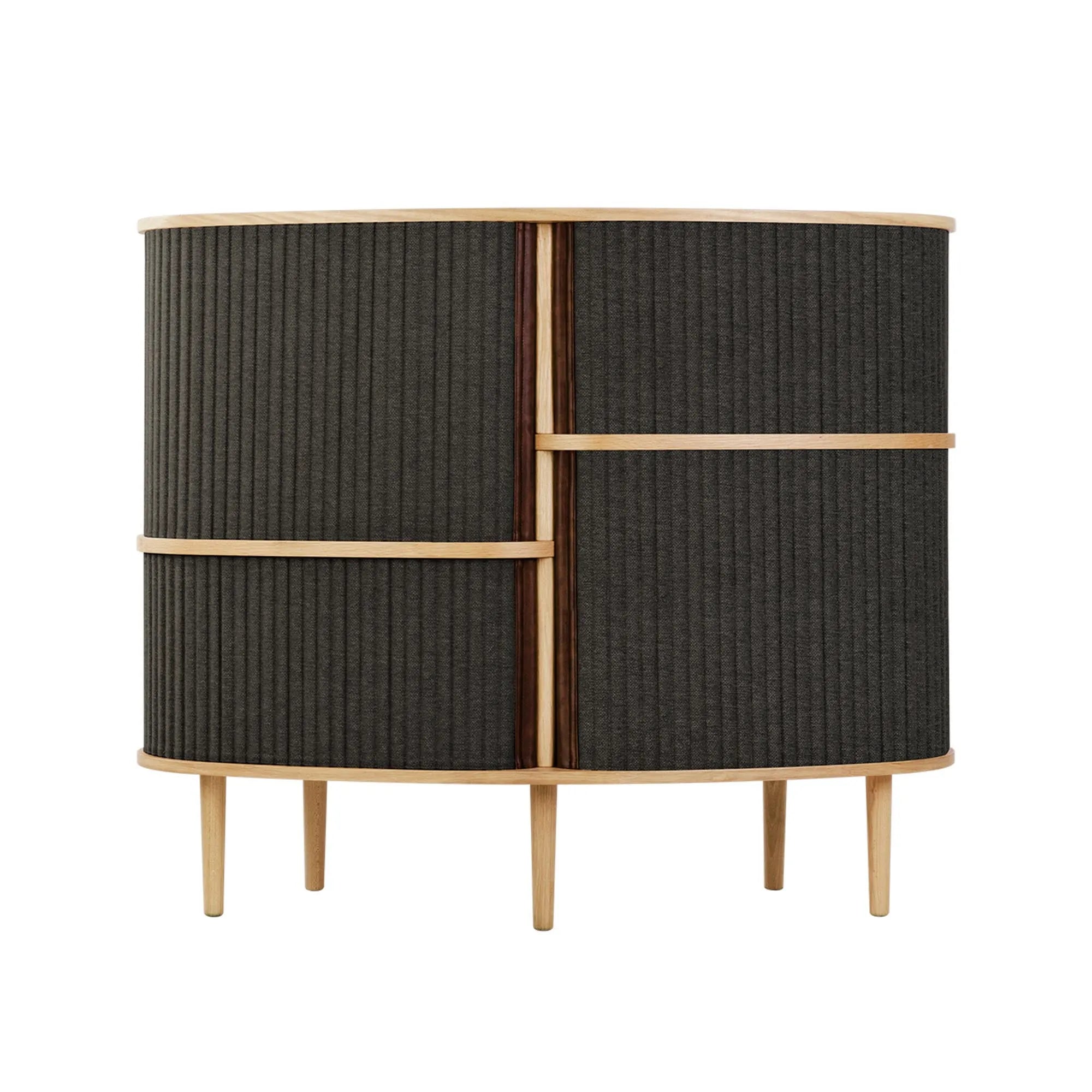 Elegantes Umage Highboard aus feinstem Eichenholz für Ihr Zuhause.