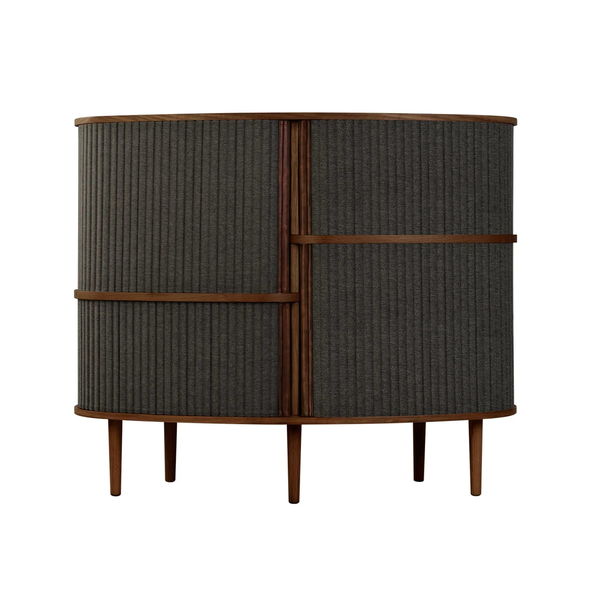 Stilvolles Audacious Highboard von Umage: Skandinavische Eleganz.