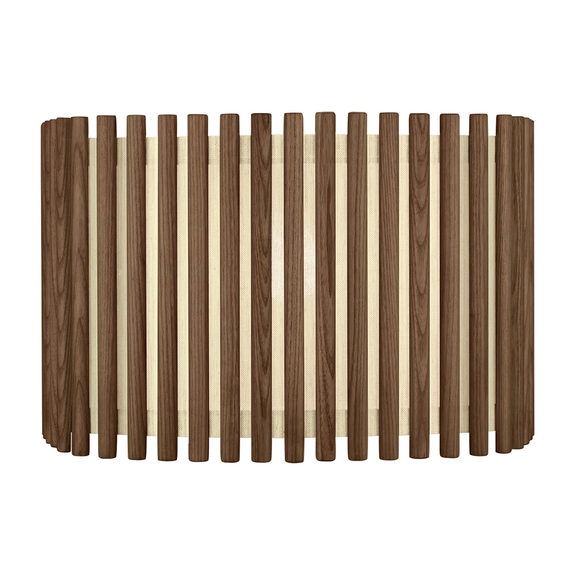 Komorebi Square: Eleganter Lampenschirm aus Holzlamellen und Textil, ideal für eine beruhigende Atmosphäre in jedem Raum.