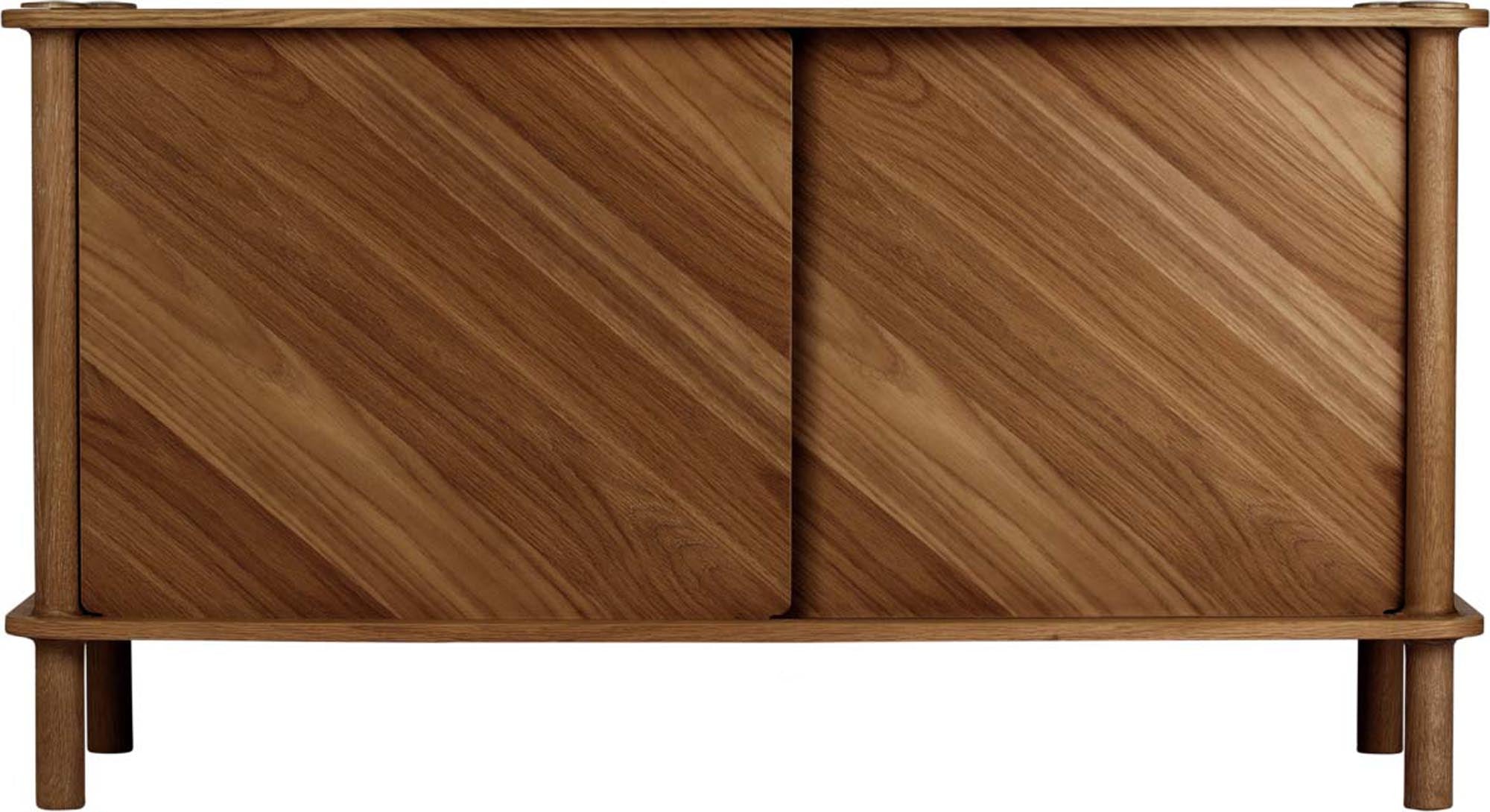 Italic Sideboard mit 2 Holztüren in Eiche präsentiert im Onlineshop von KAQTU Design AG. Sideboard ist von Umage